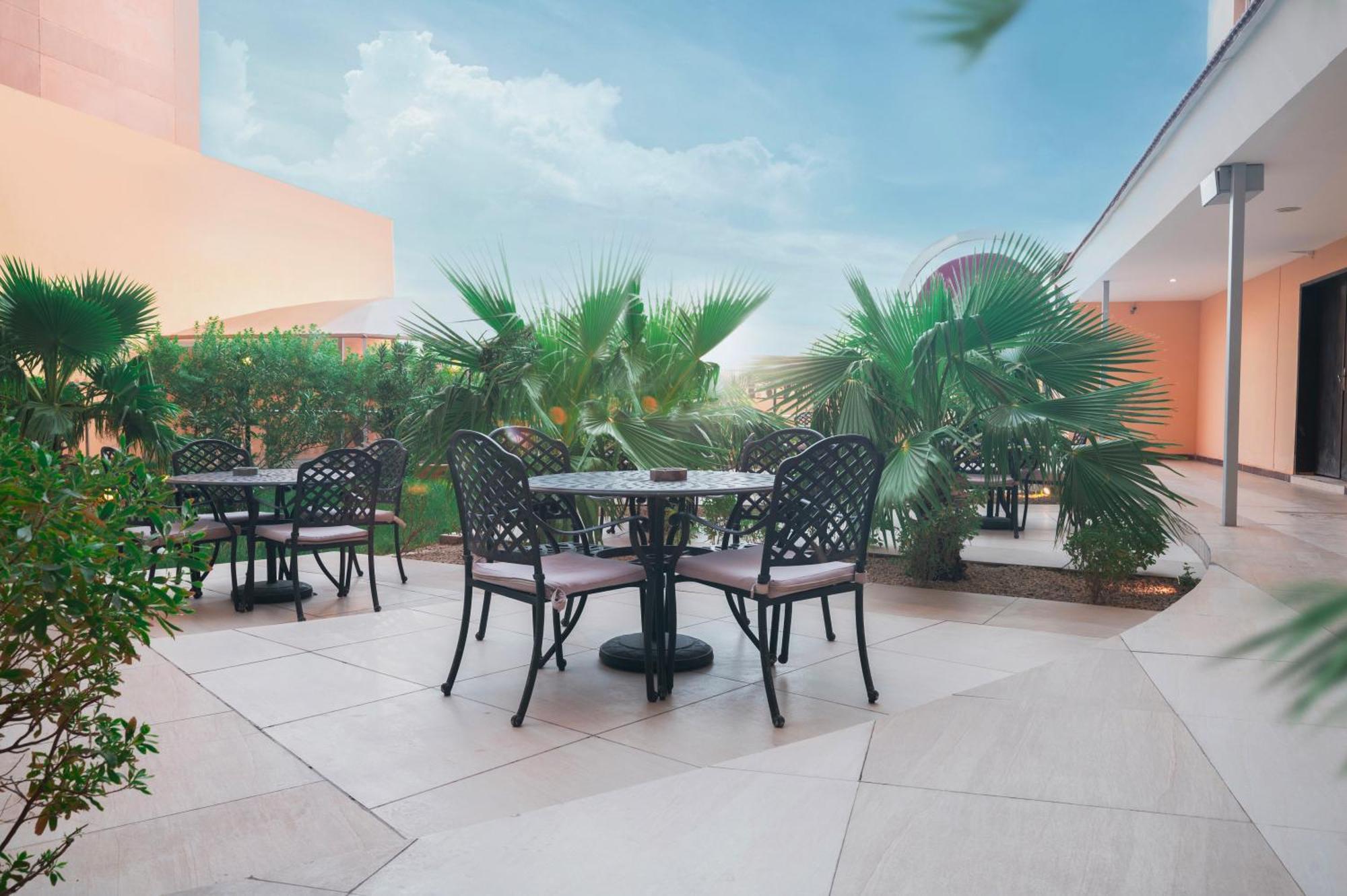 Boudl Al Maidan Aparthotel Ḩafar al Bāţin Kültér fotó
